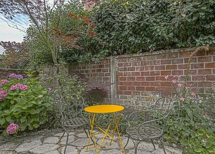 Maison De Ville Avec Jardin Etretat