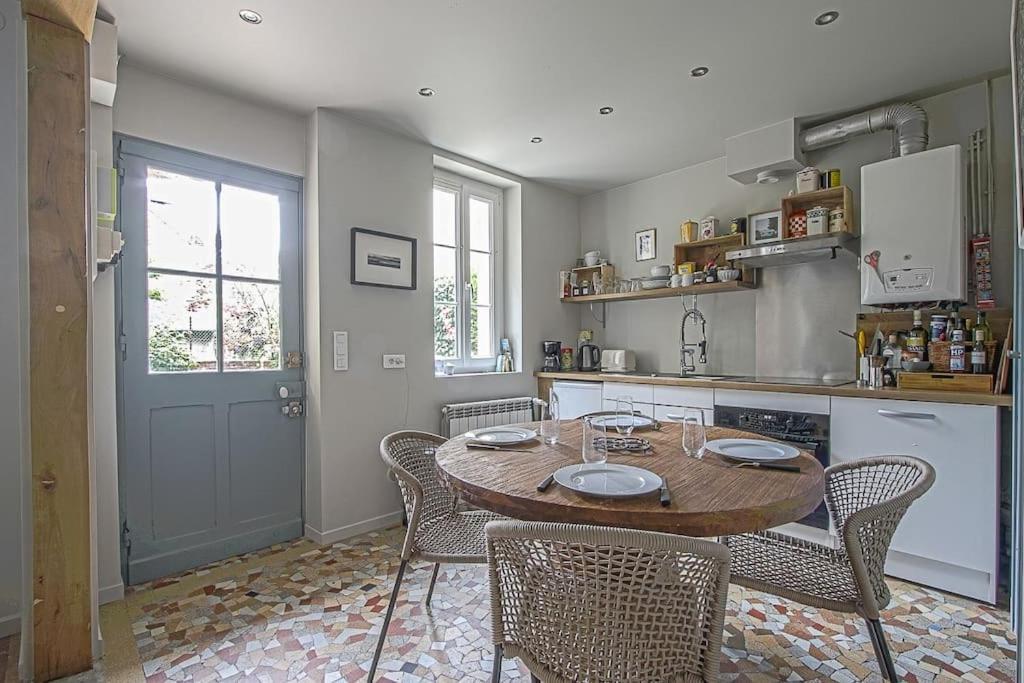 Maison De Avec Jardin Holiday home